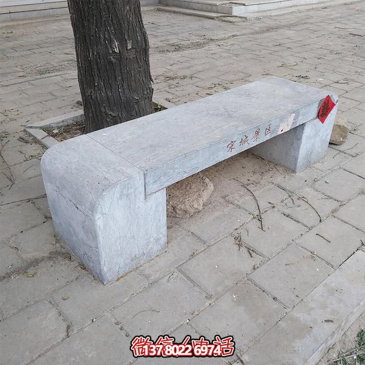 青石雕刻石凳，讓你盡情休閑