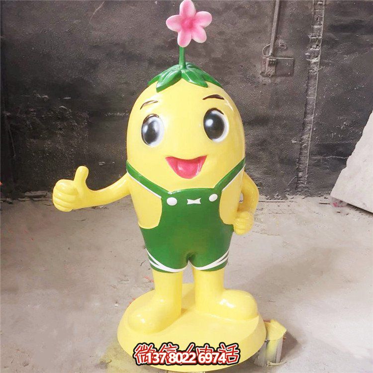 玻璃鋼卡通人物雕塑，給幼兒園創(chuàng)意擺放