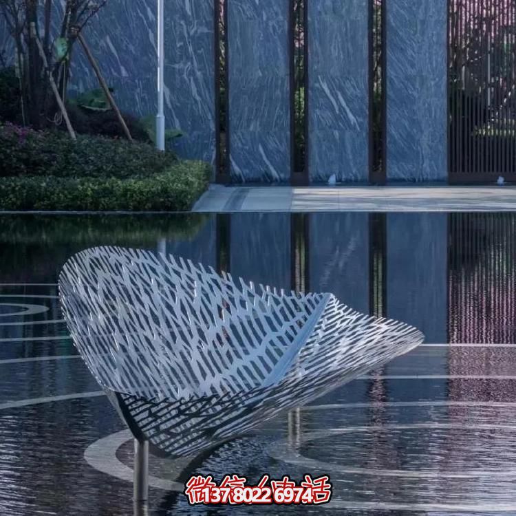 不銹鋼噴泉水景園林大型鏤空戶(hù)外樹(shù)葉裝飾