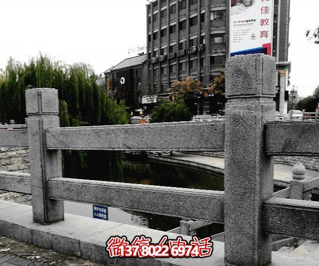 簡易裝飾性圍欄，讓你的街道和湖邊更加美麗