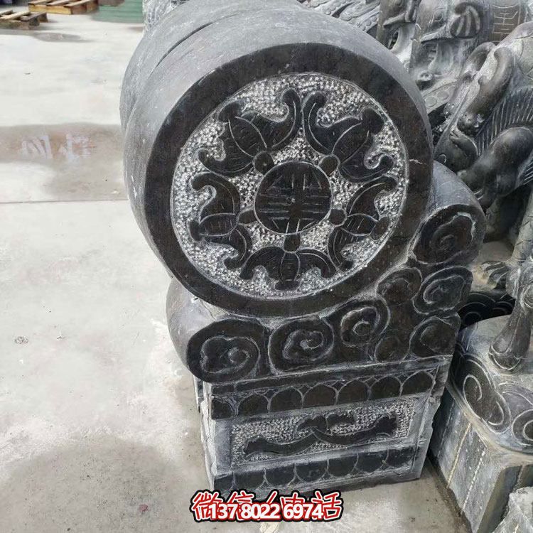 精美青石浮雕抱鼓石雕塑，點綴門口庭院