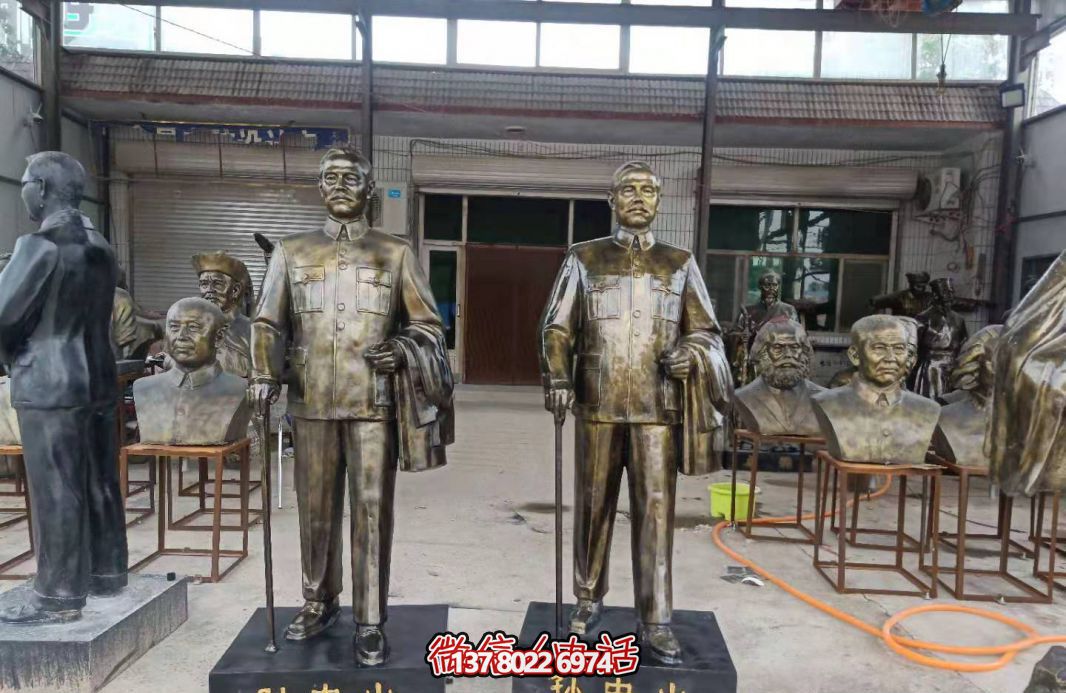 仿銅玻璃鋼孫中山雕塑，點亮校園景區